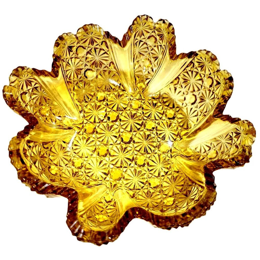 Vintage Westmoreland Amber Glass Daisy and Button Candy Dish Sawtooth Edge 5”